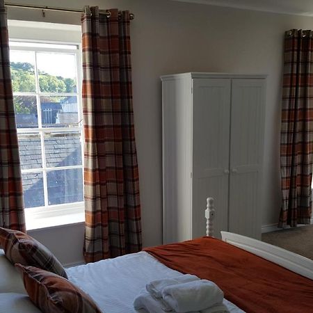 Central Bar Guesthouse Cushendall Eksteriør bilde